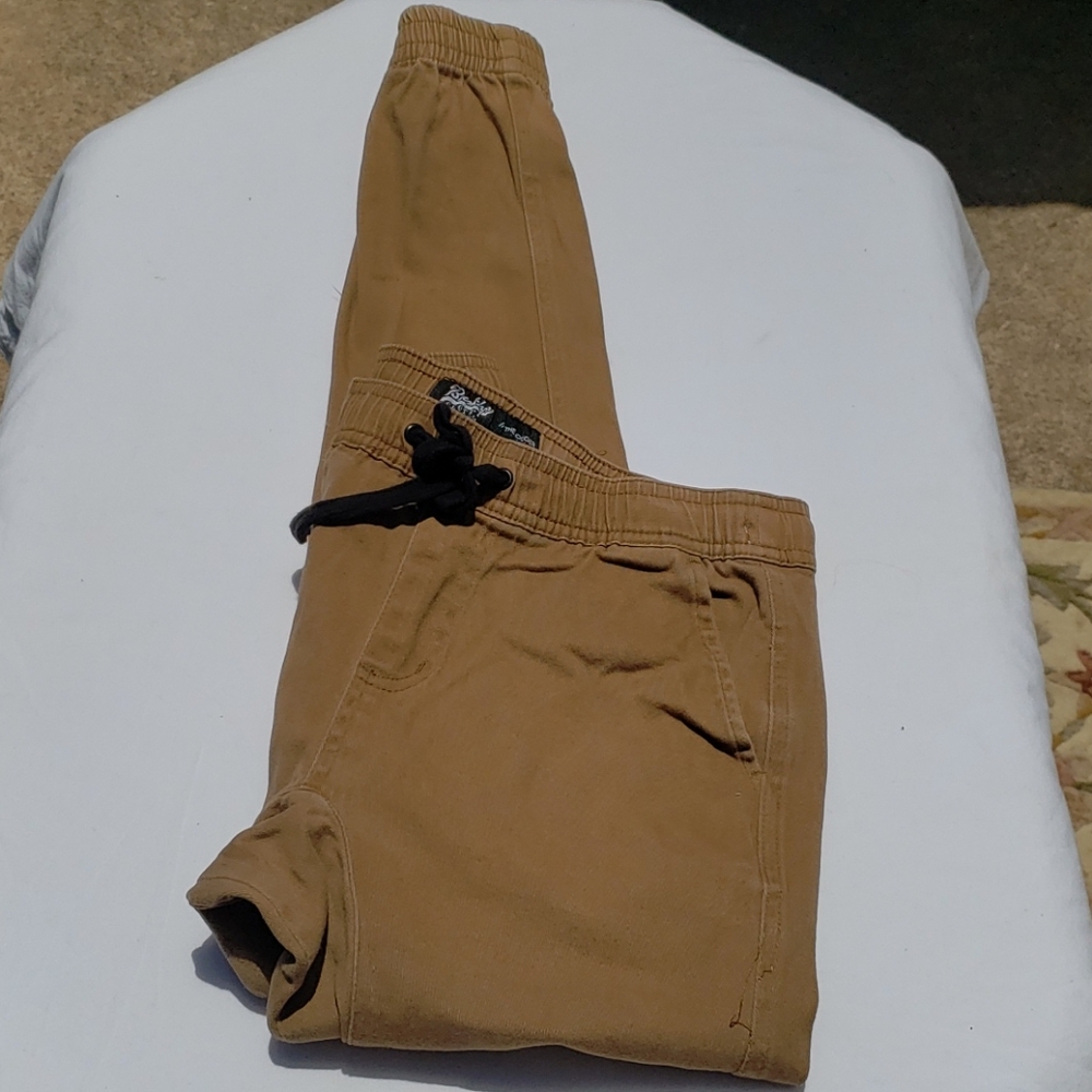 Brooklyn Cloth Brown Joggers with Black Drawstring